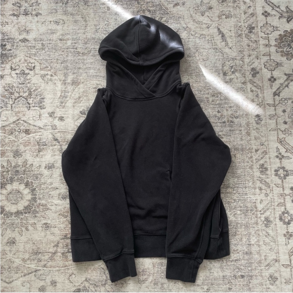 Lululemon Loungeful Hoodie Sweatshirt Black
Size 6